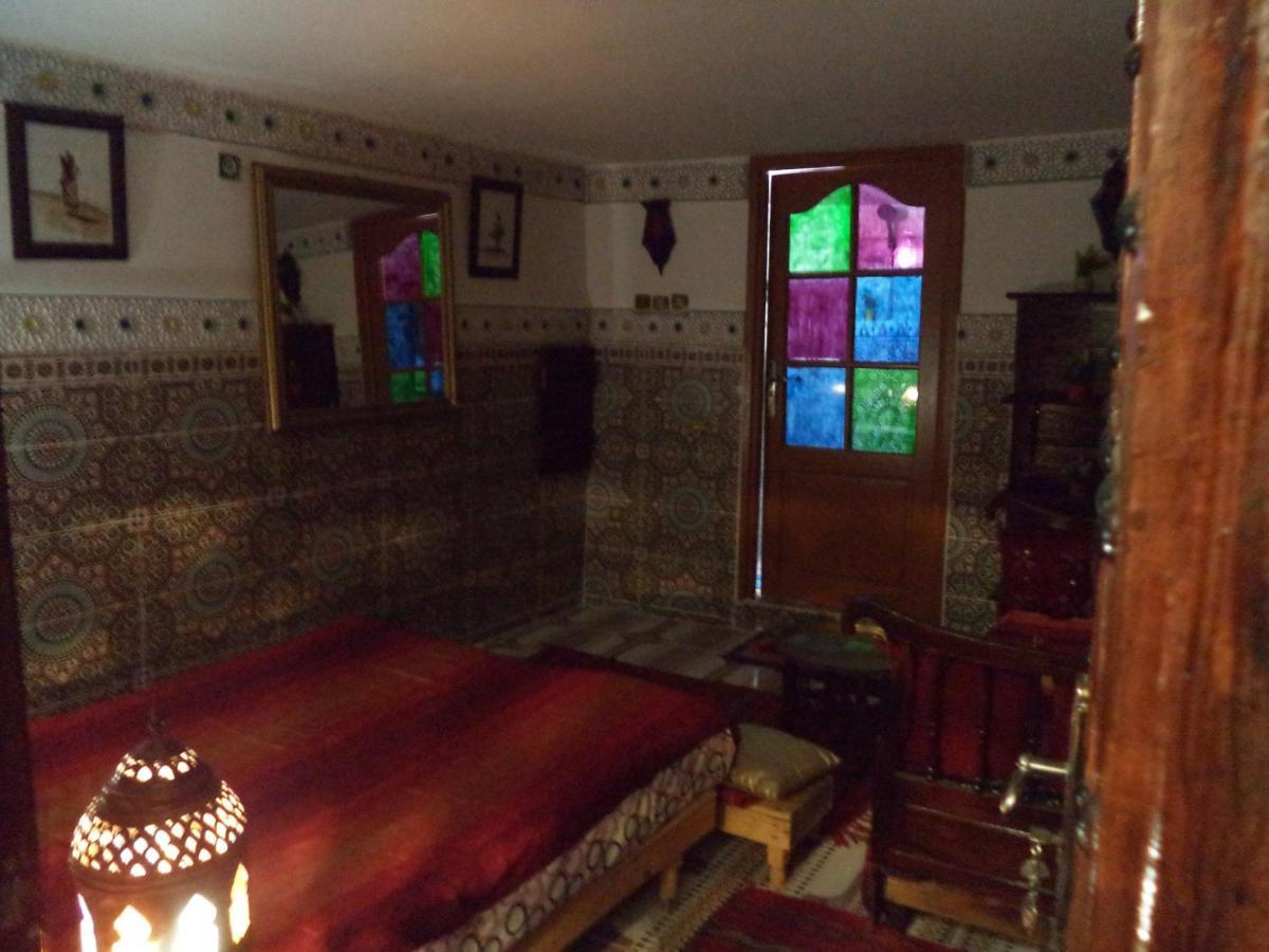 Dar Nouzha A Hotel Fez Bagian luar foto