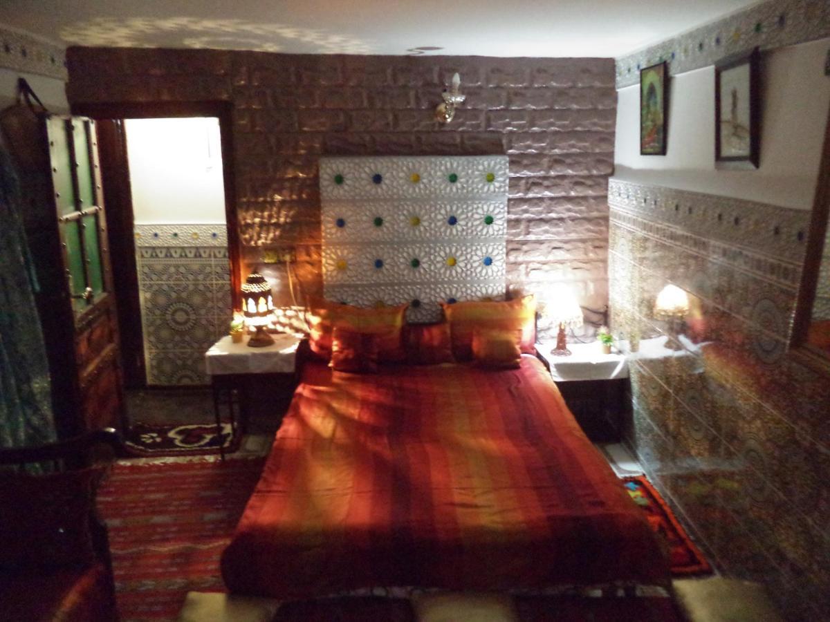 Dar Nouzha A Hotel Fez Bagian luar foto