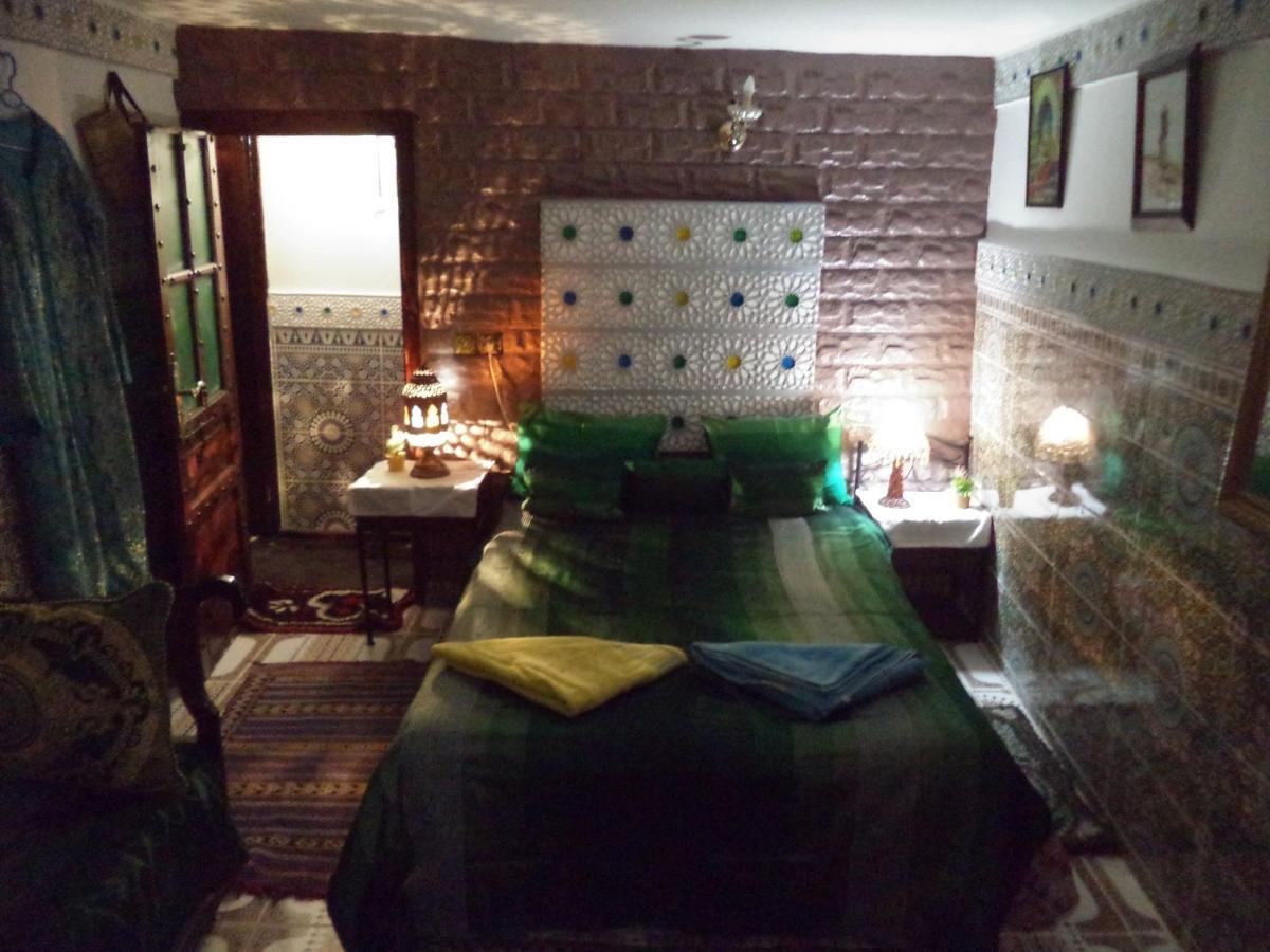Dar Nouzha A Hotel Fez Bagian luar foto