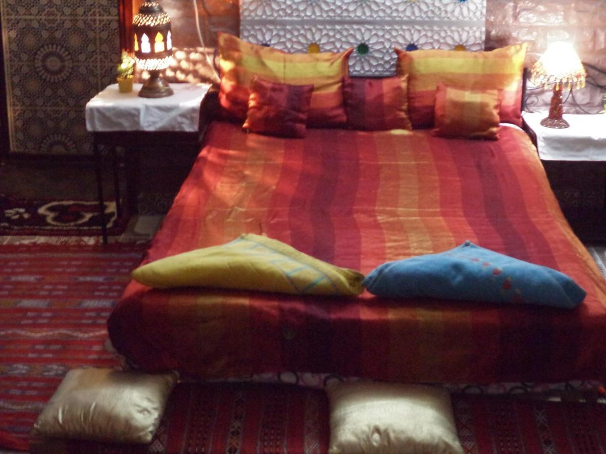 Dar Nouzha A Hotel Fez Bagian luar foto