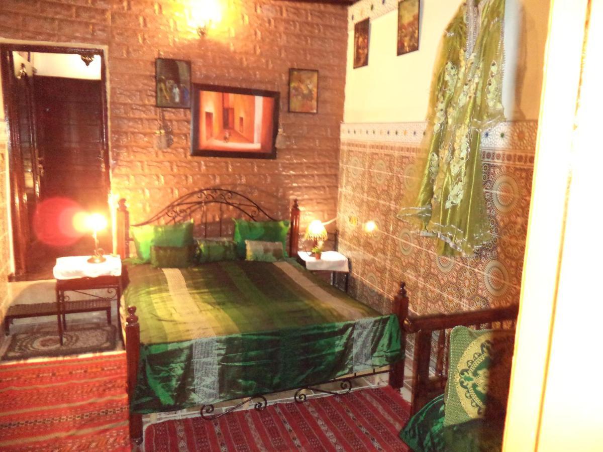 Dar Nouzha A Hotel Fez Bagian luar foto