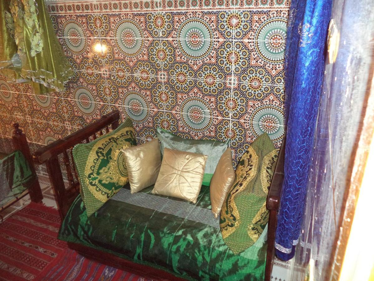 Dar Nouzha A Hotel Fez Bagian luar foto