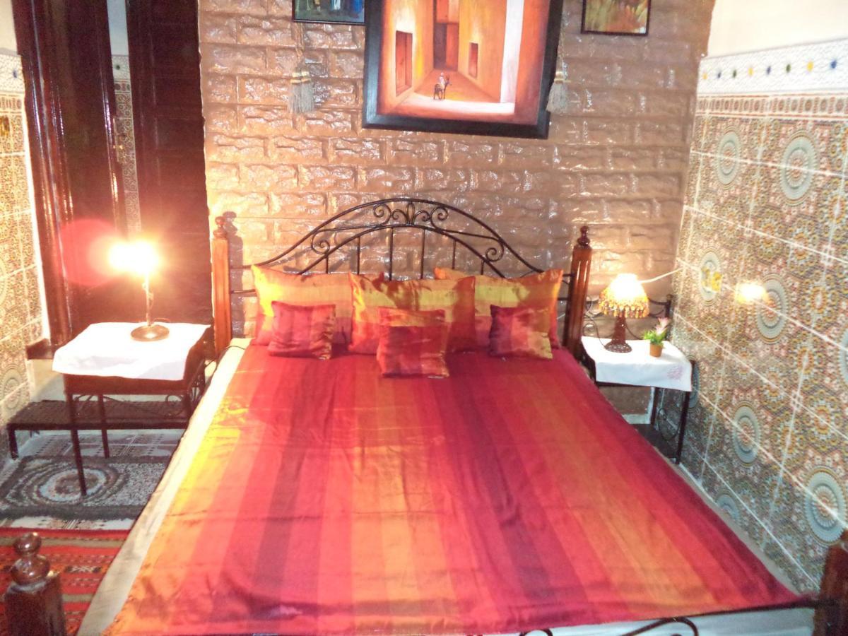 Dar Nouzha A Hotel Fez Bagian luar foto