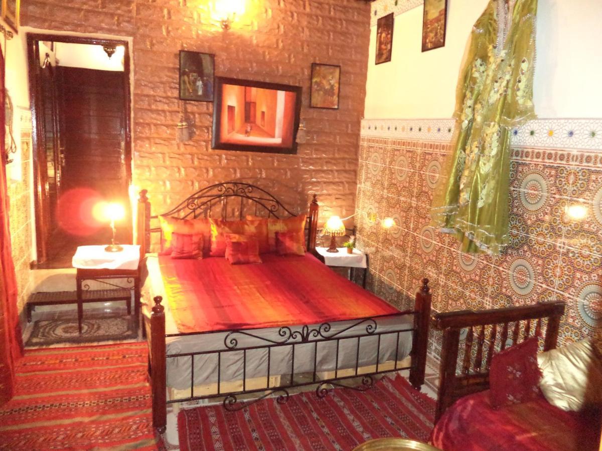 Dar Nouzha A Hotel Fez Bagian luar foto