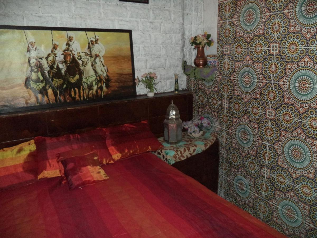 Dar Nouzha A Hotel Fez Bagian luar foto