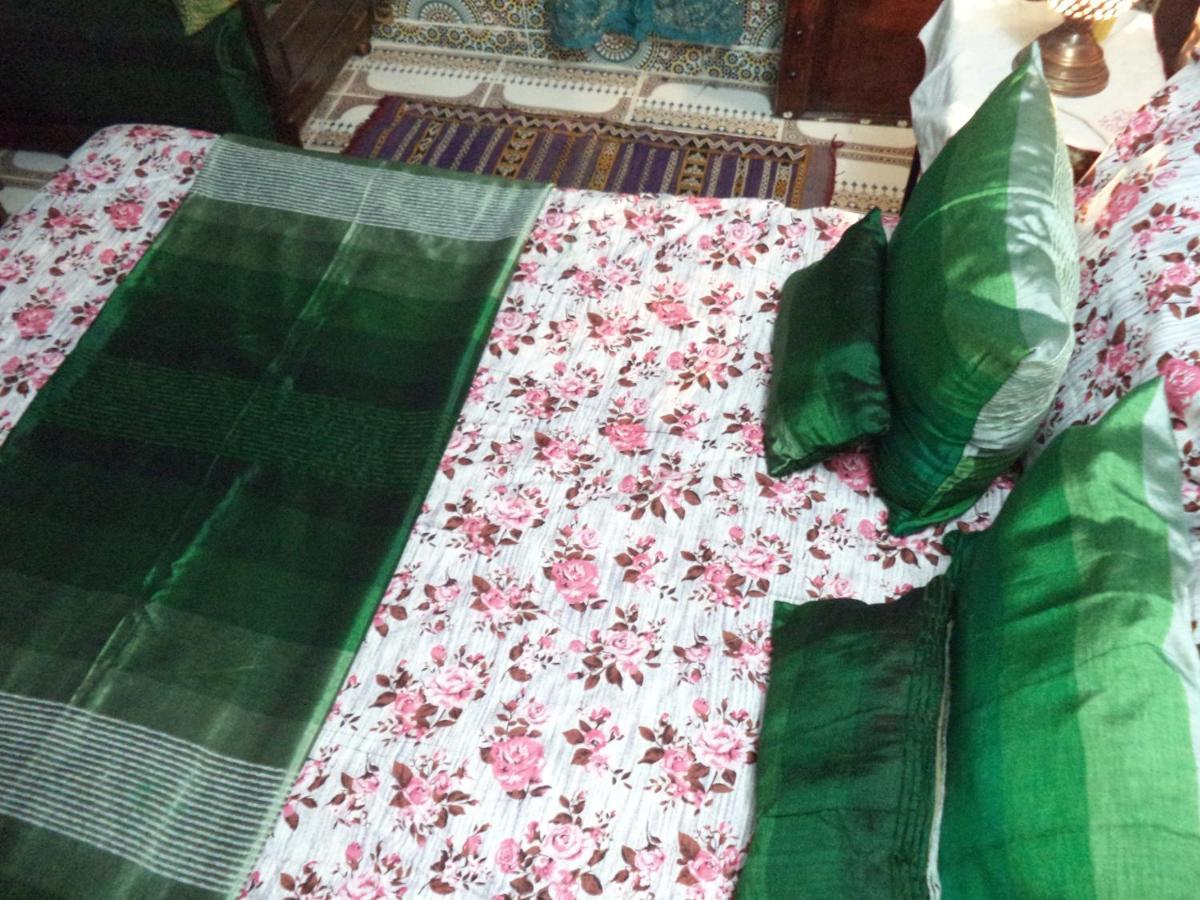 Dar Nouzha A Hotel Fez Bagian luar foto