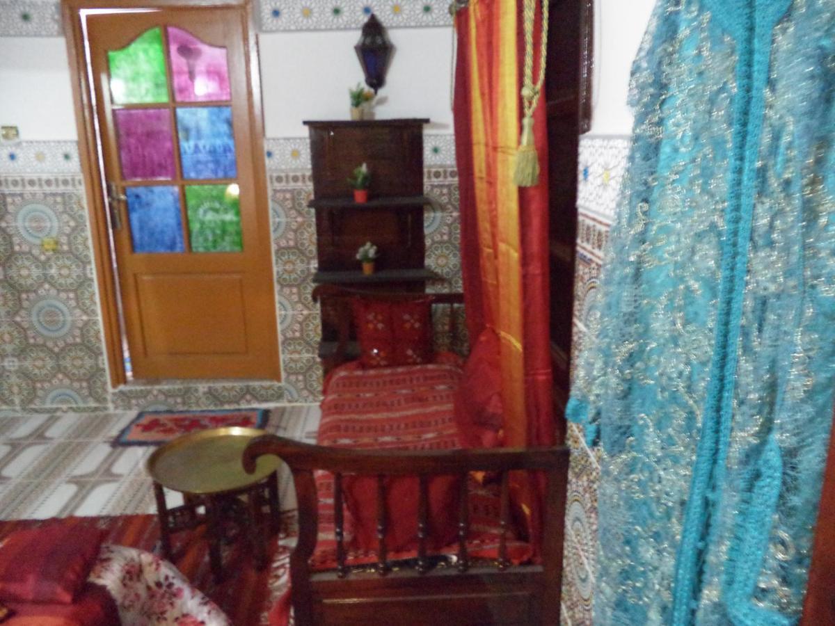 Dar Nouzha A Hotel Fez Bagian luar foto