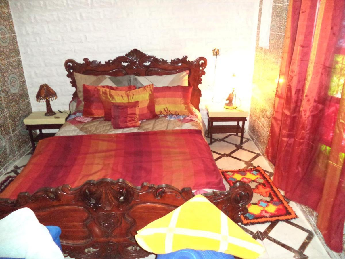 Dar Nouzha A Hotel Fez Bagian luar foto