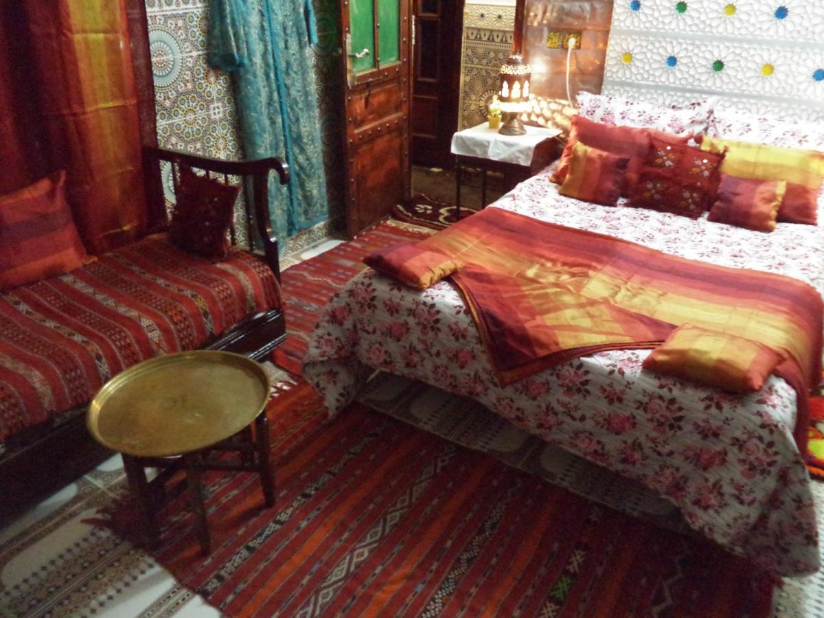 Dar Nouzha A Hotel Fez Bagian luar foto