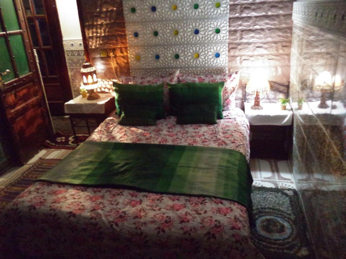 Dar Nouzha A Hotel Fez Bagian luar foto