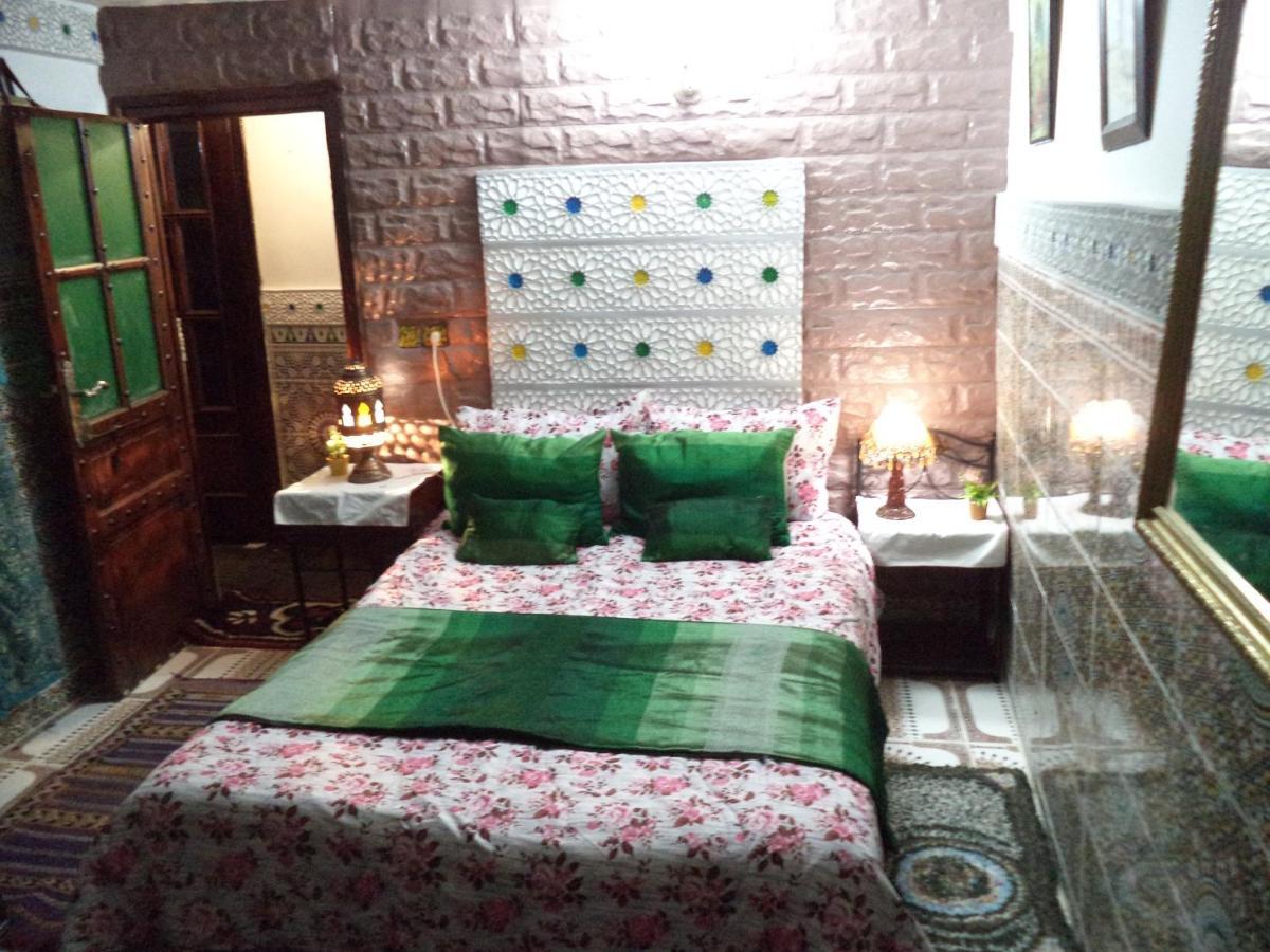 Dar Nouzha A Hotel Fez Bagian luar foto