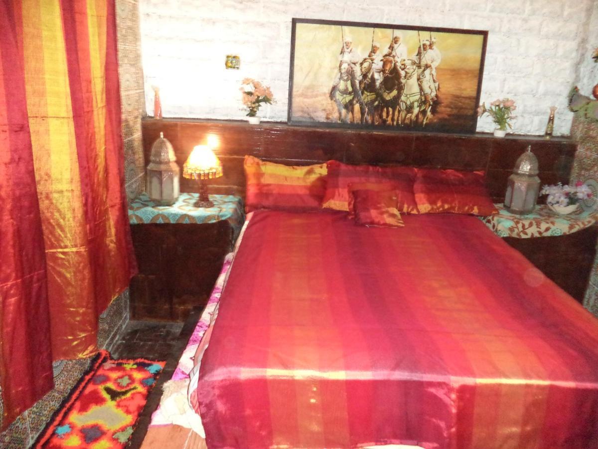 Dar Nouzha A Hotel Fez Bagian luar foto