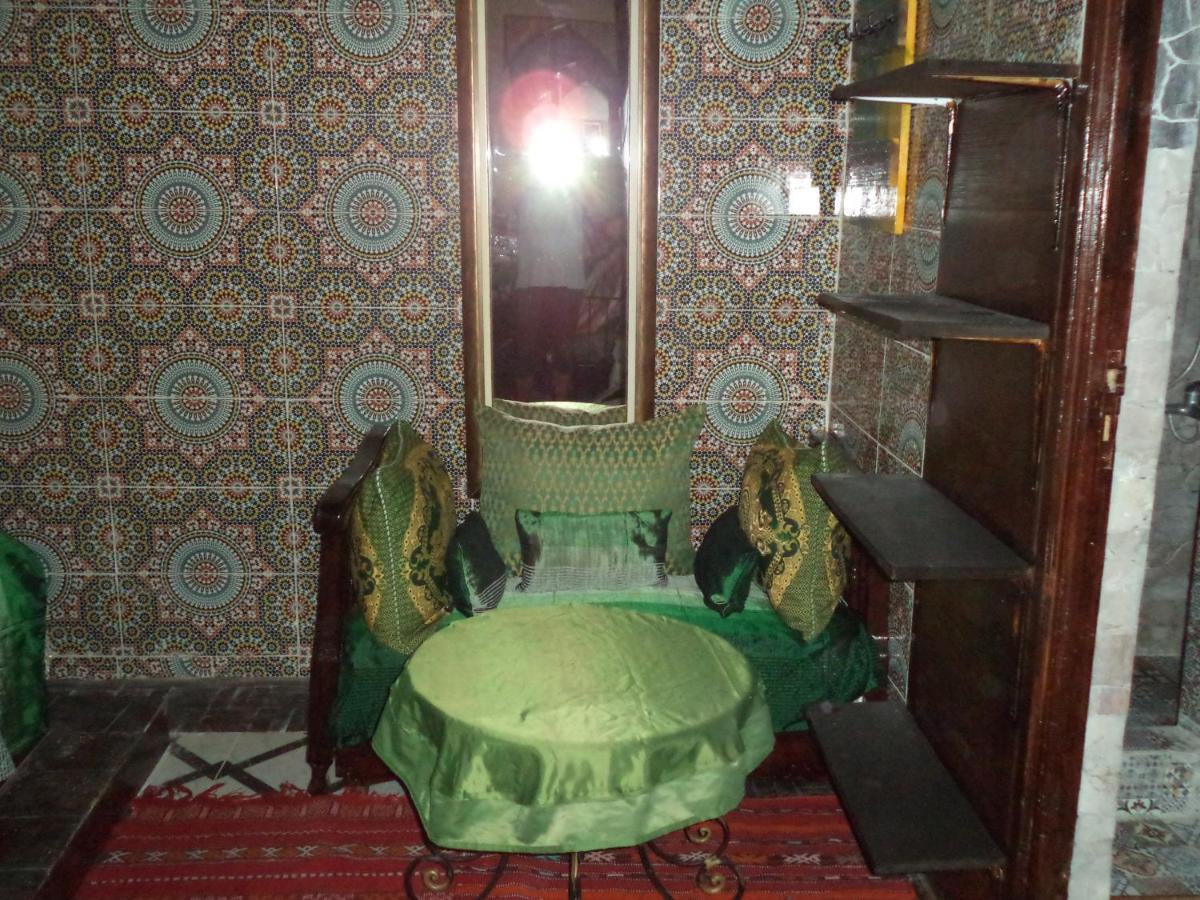 Dar Nouzha A Hotel Fez Bagian luar foto