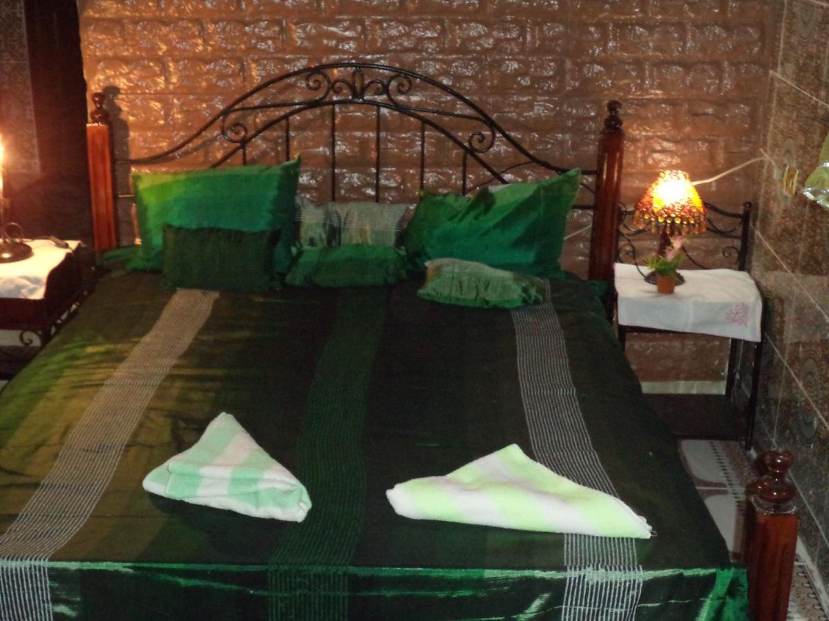 Dar Nouzha A Hotel Fez Bagian luar foto