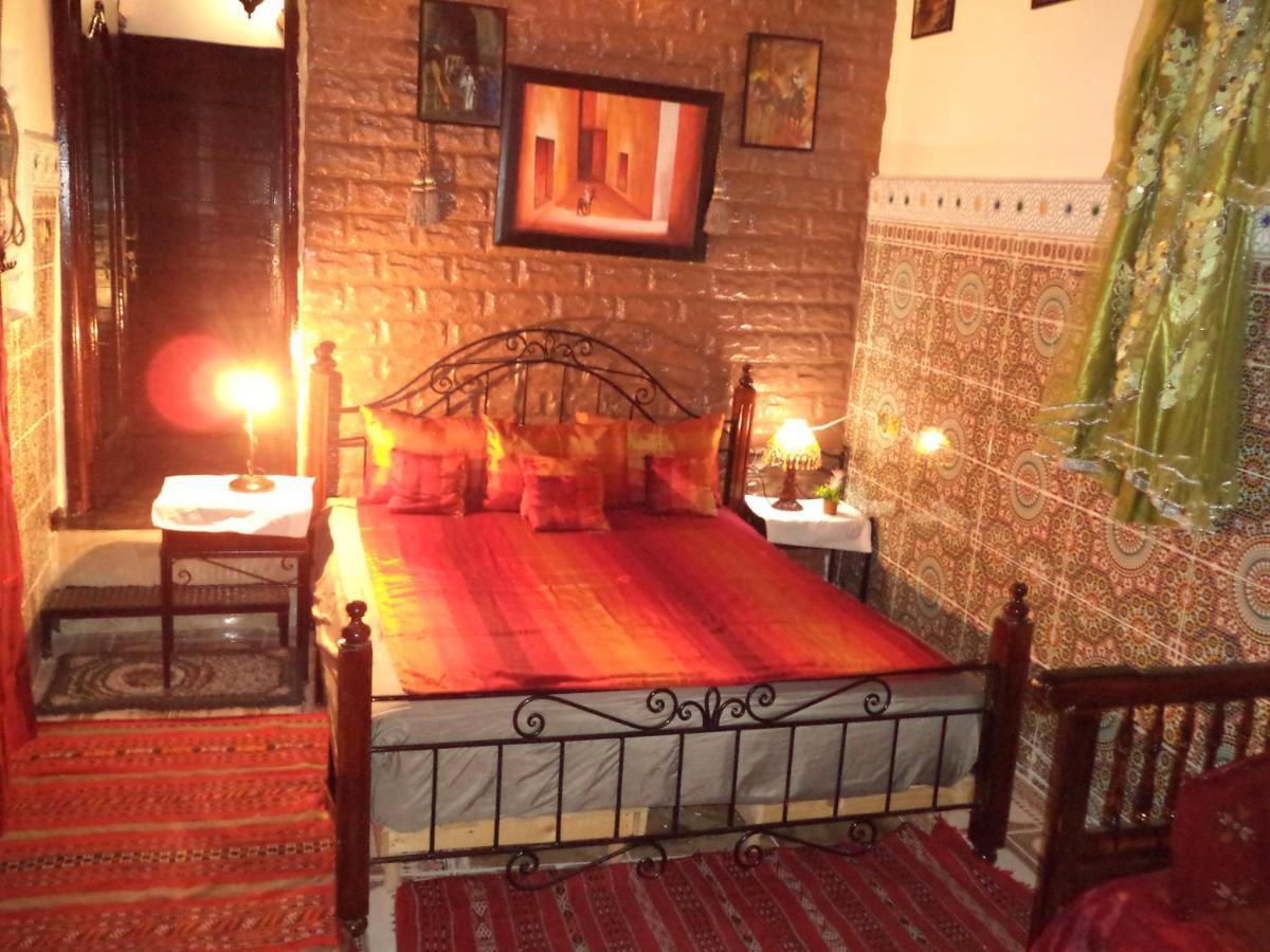 Dar Nouzha A Hotel Fez Bagian luar foto